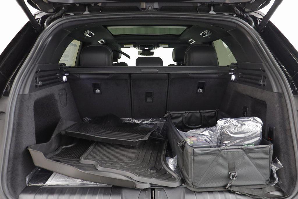 new 2026 Land Rover Range Rover Sport car, priced at $94,925