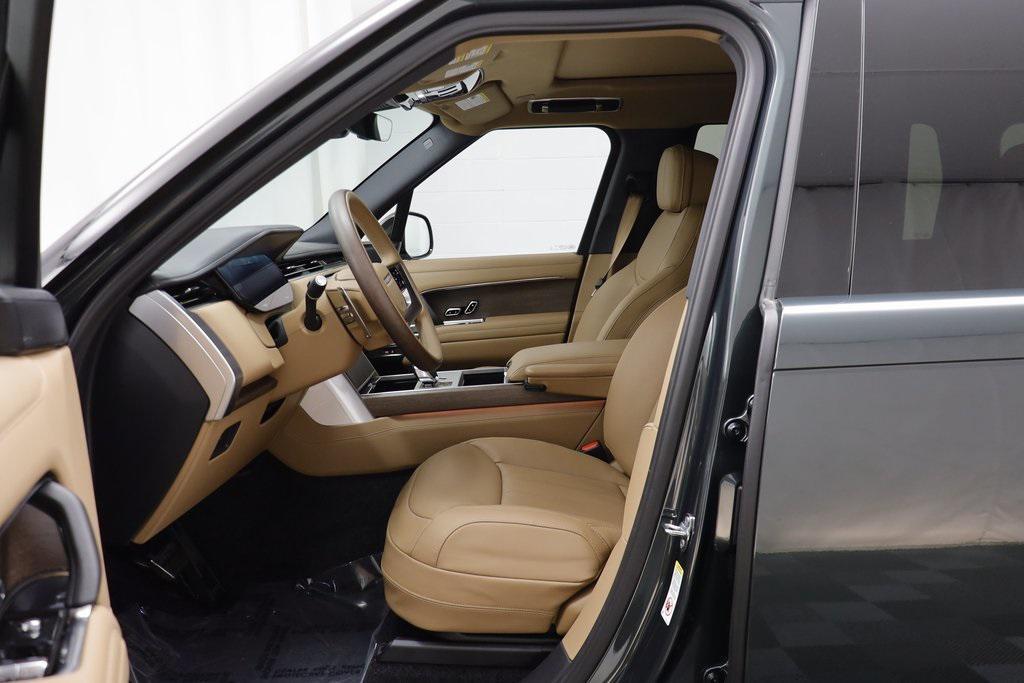 new 2025 Land Rover Range Rover car, priced at $159,525
