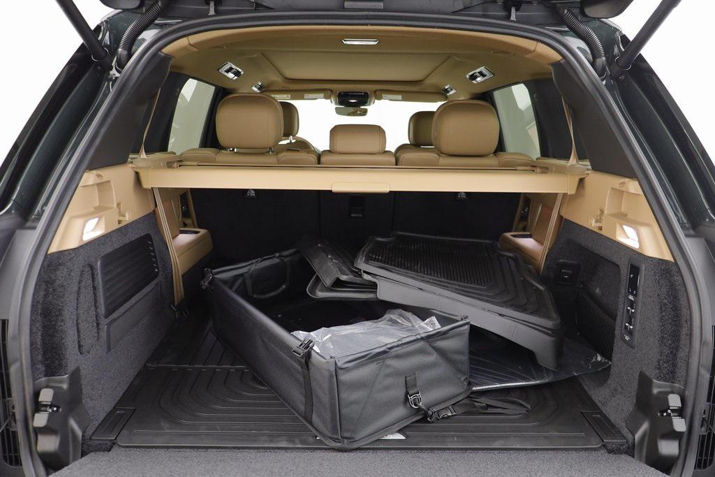 new 2025 Land Rover Range Rover car, priced at $159,525