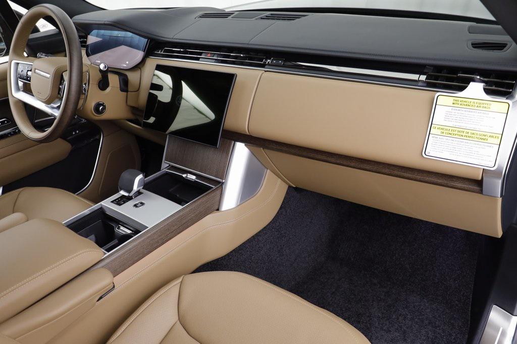new 2025 Land Rover Range Rover car, priced at $159,525