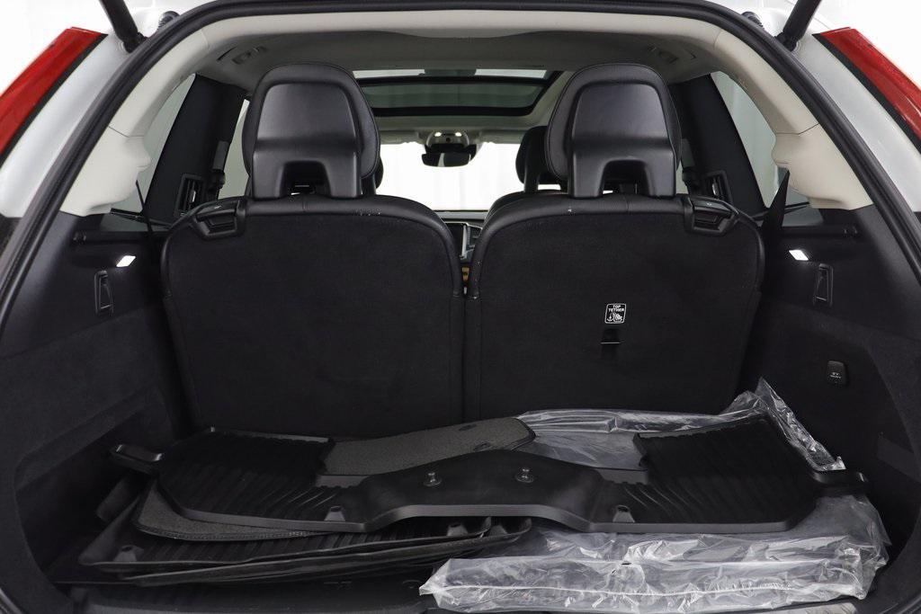 used 2022 Volvo XC90 car, priced at $29,509