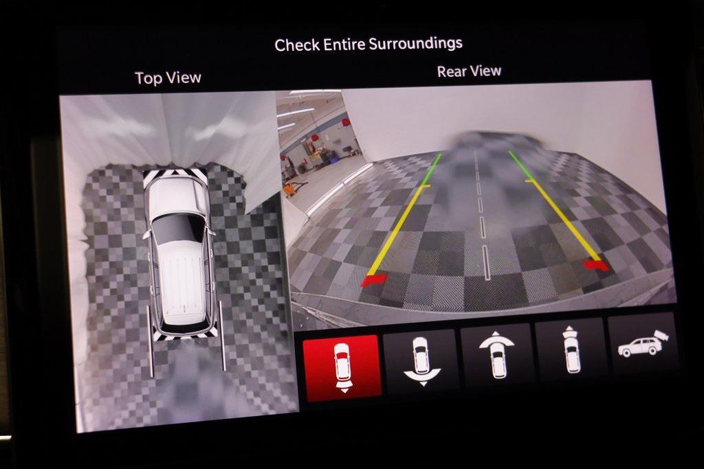 used 2025 Jeep Grand Cherokee car, priced at $44,895