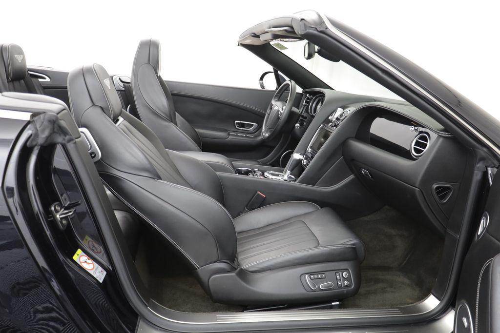 Bentley Continental GT view 21