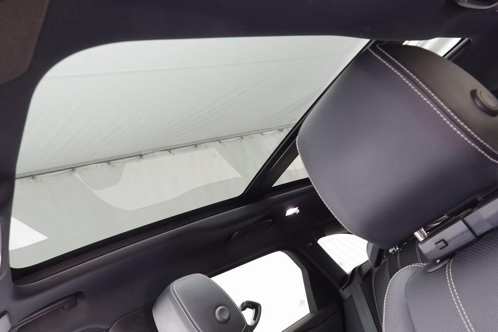 used 2022 Land Rover Range Rover Velar car, priced at $37,851