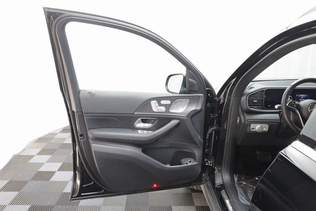 used 2025 Mercedes-Benz GLS 450 car, priced at $71,254
