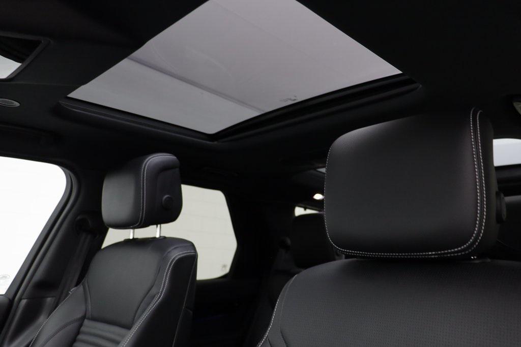 used 2025 Land Rover Discovery car, priced at $53,881