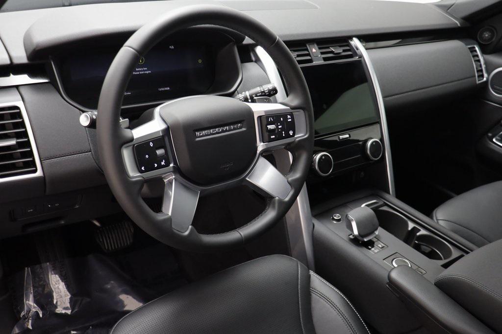 used 2025 Land Rover Discovery car, priced at $53,881