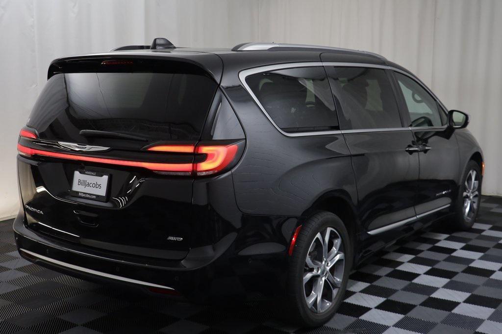 used 2021 Chrysler Pacifica car, priced at $26,653