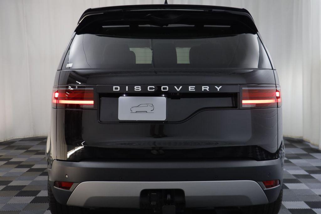 new 2026 Land Rover Discovery car, priced at $70,921