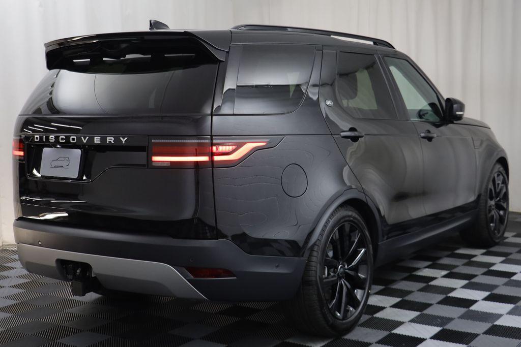 new 2026 Land Rover Discovery car, priced at $70,921