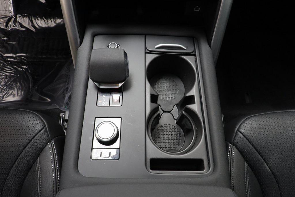 used 2025 Land Rover Discovery car, priced at $52,814