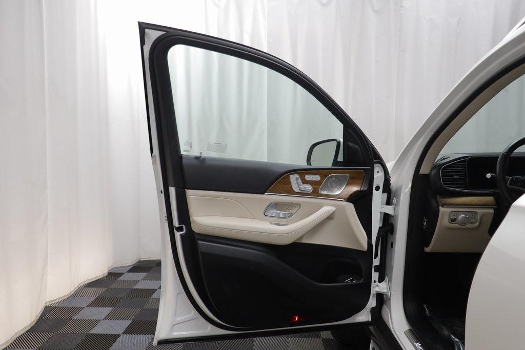 used 2025 Mercedes-Benz GLS 450 car, priced at $74,024