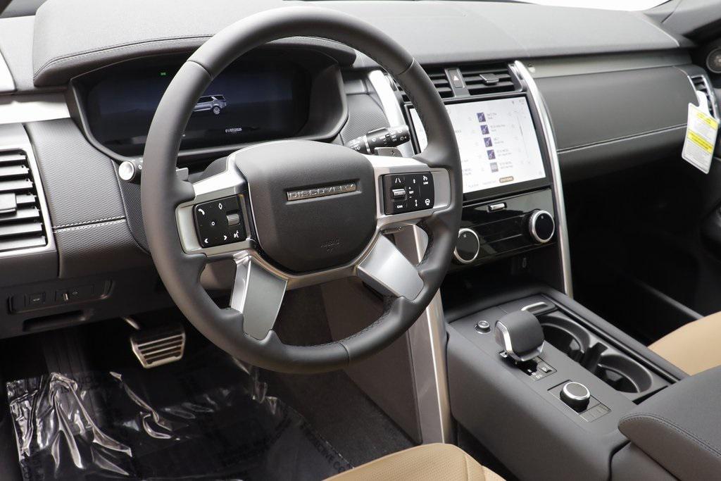 new 2026 Land Rover Discovery car, priced at $80,241