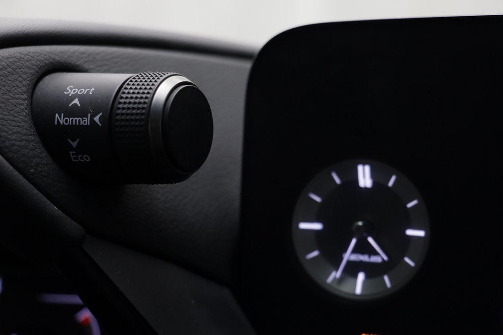 used 2022 Lexus ES 350 car, priced at $38,054