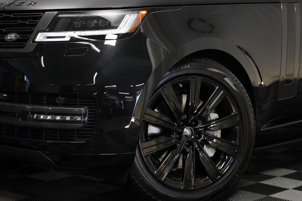 new 2025 Land Rover Range Rover car, priced at $141,535