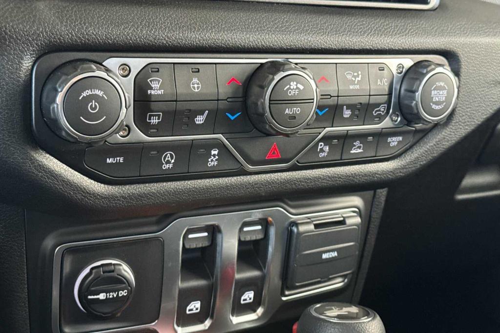 new 2026 Jeep Wrangler car, priced at $49,885