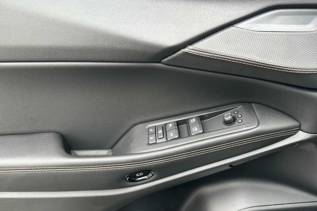 new 2026 Jeep Cherokee car, priced at $41,995