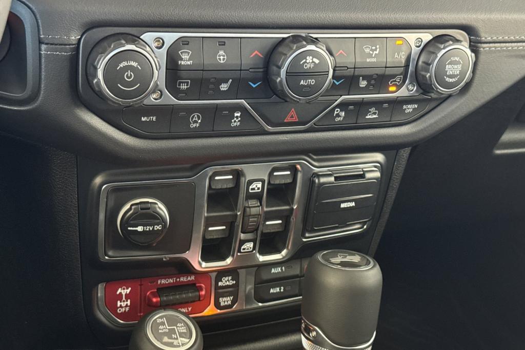 new 2026 Jeep Wrangler car, priced at $67,365