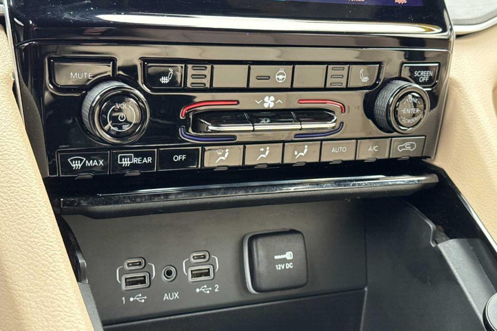 used 2023 Jeep Grand Cherokee car, priced at $31,800