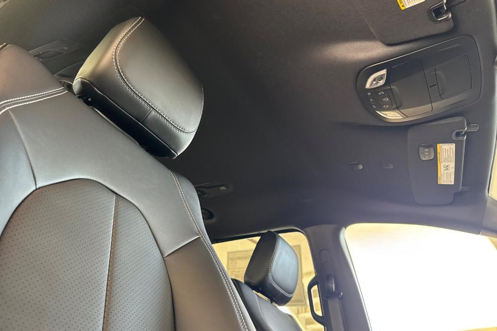 new 2026 Chrysler Pacifica car, priced at $47,865