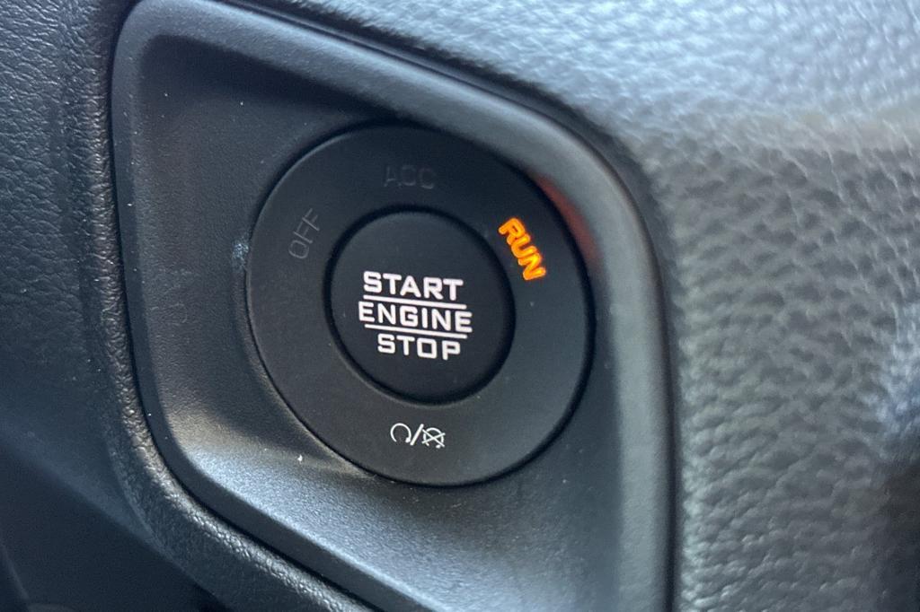 new 2025 Jeep Wrangler car, priced at $49,200