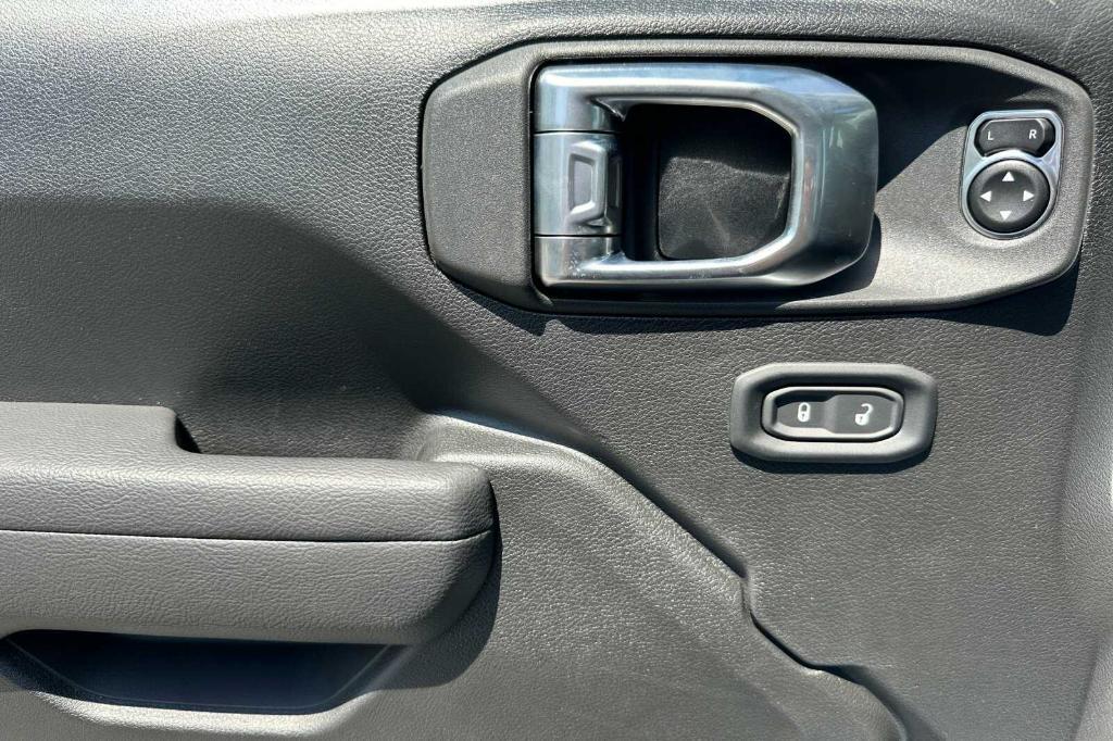 new 2025 Jeep Wrangler car, priced at $49,200