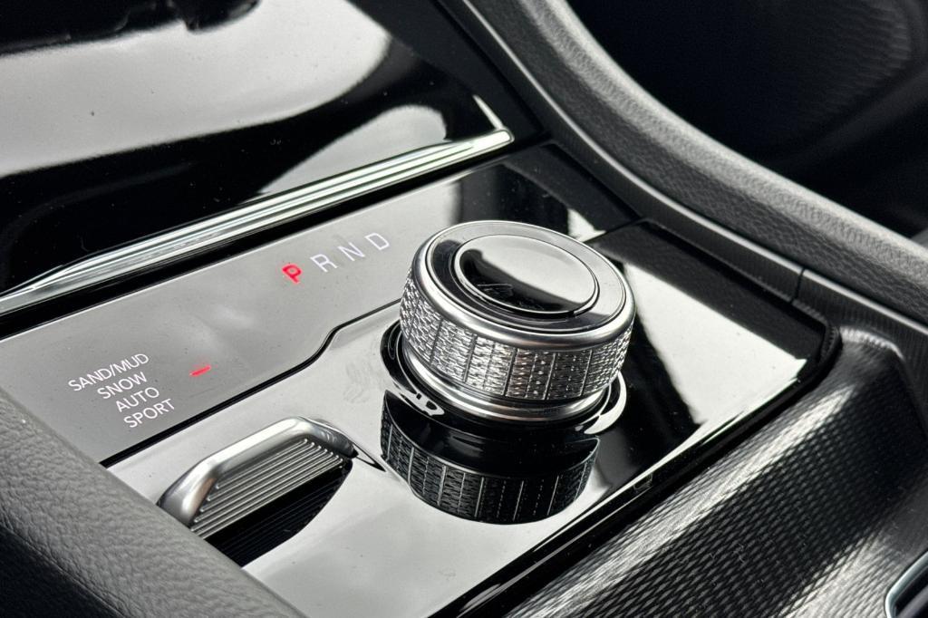 new 2025 Jeep Grand Cherokee car, priced at $49,415