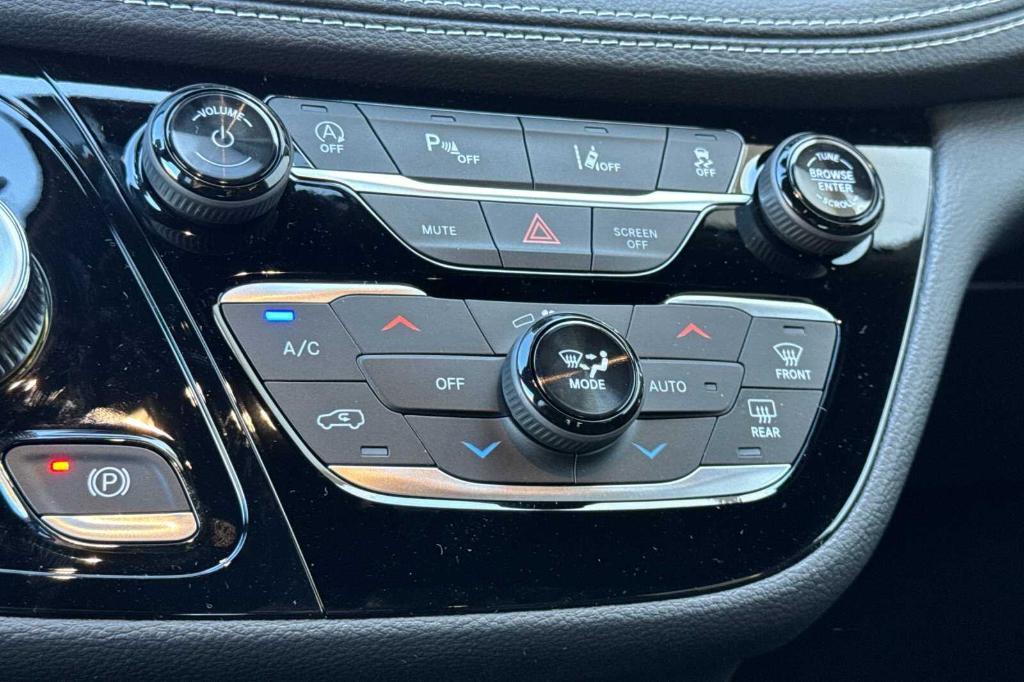 new 2026 Chrysler Pacifica car, priced at $45,640