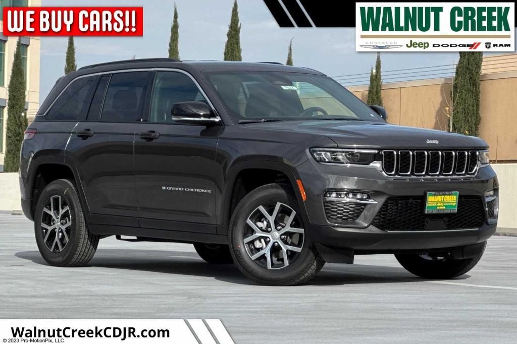 new 2025 Jeep Grand Cherokee car, priced at $47,995