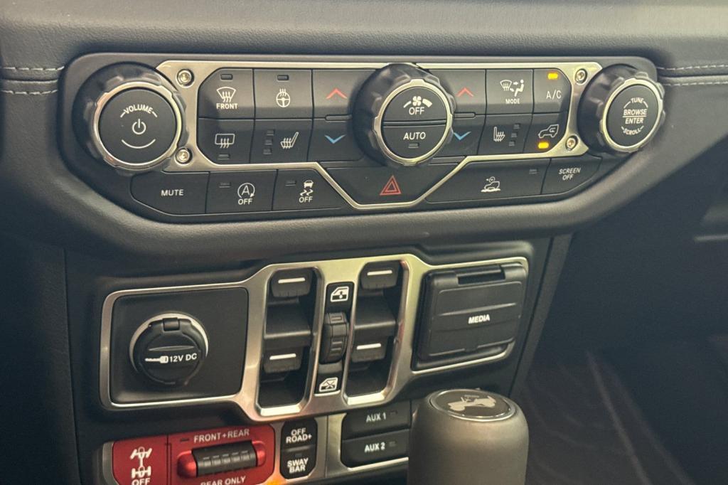 new 2026 Jeep Wrangler car, priced at $62,957