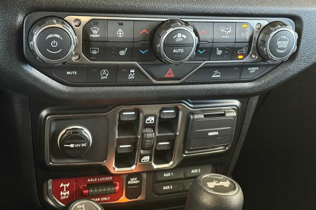 new 2026 Jeep Wrangler car, priced at $54,825