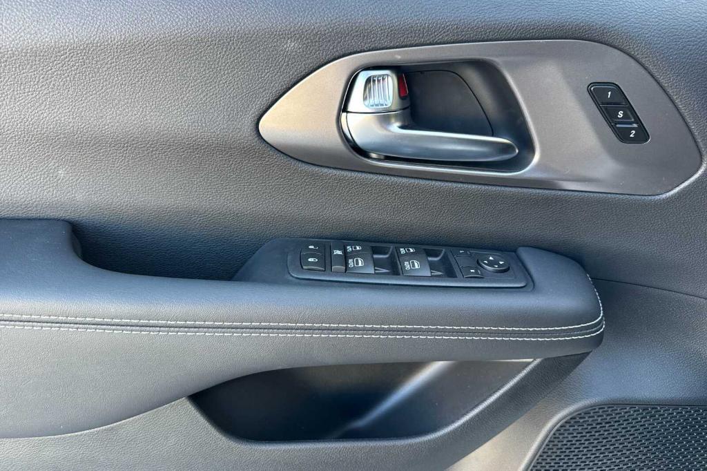 new 2026 Chrysler Pacifica car, priced at $47,615