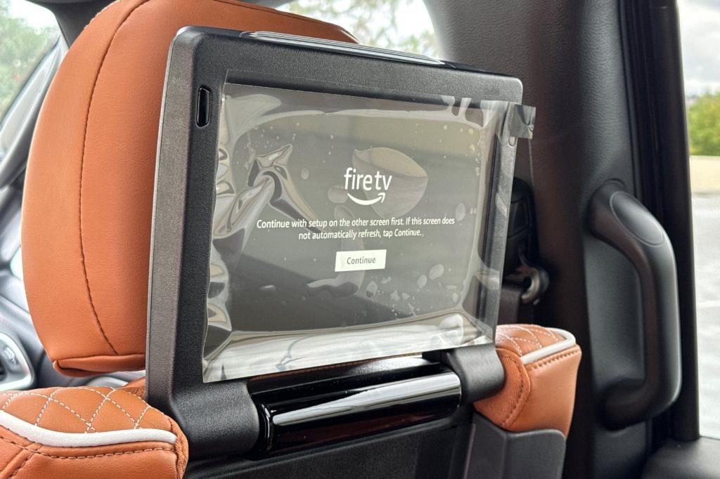 new 2026 Chrysler Pacifica car, priced at $57,830