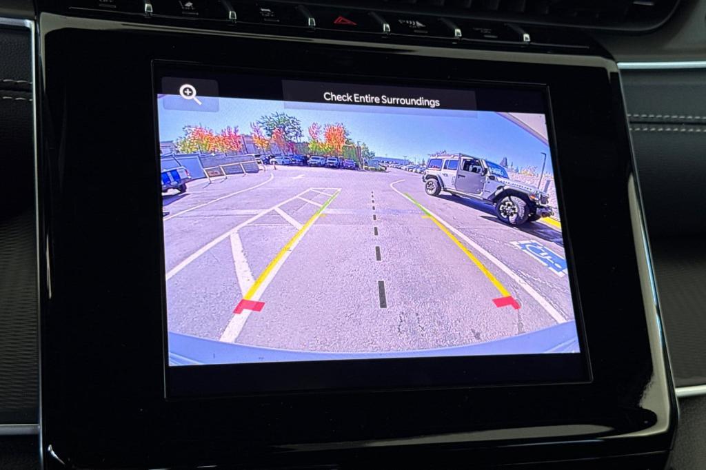 new 2025 Jeep Grand Cherokee car, priced at $48,275