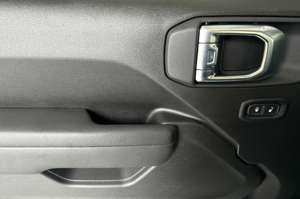 new 2026 Jeep Wrangler car, priced at $45,050