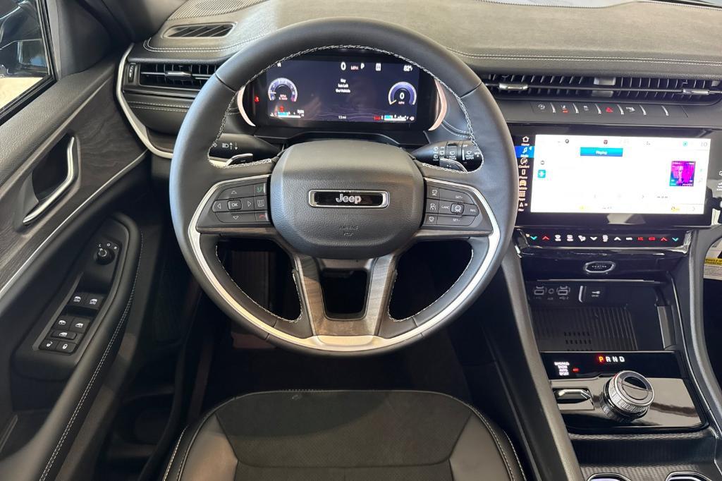 new 2026 Jeep Grand Cherokee car, priced at $49,450