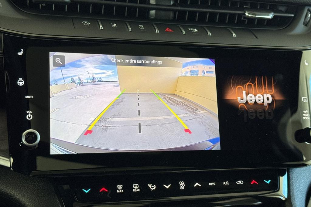 new 2026 Jeep Grand Cherokee car, priced at $50,580