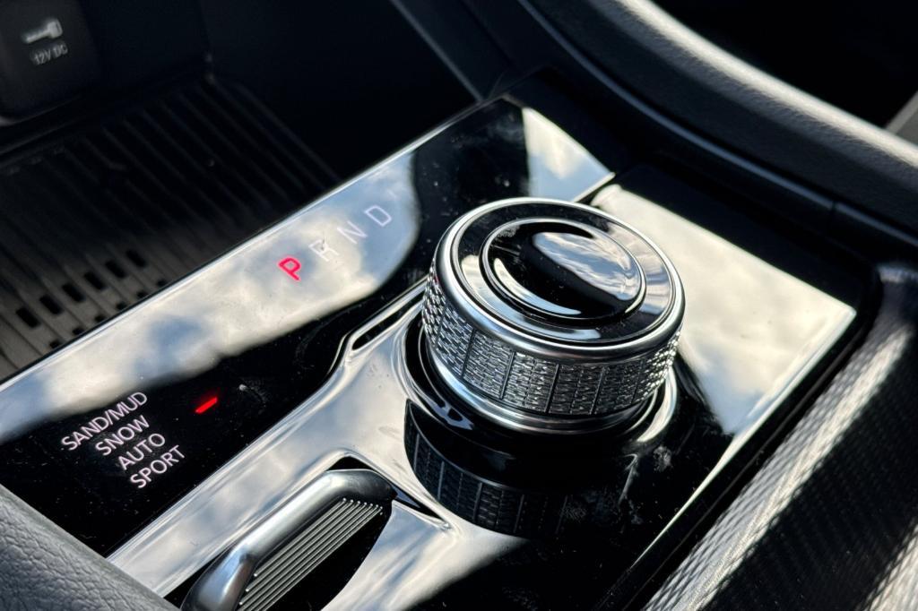 new 2026 Jeep Grand Cherokee car, priced at $47,930