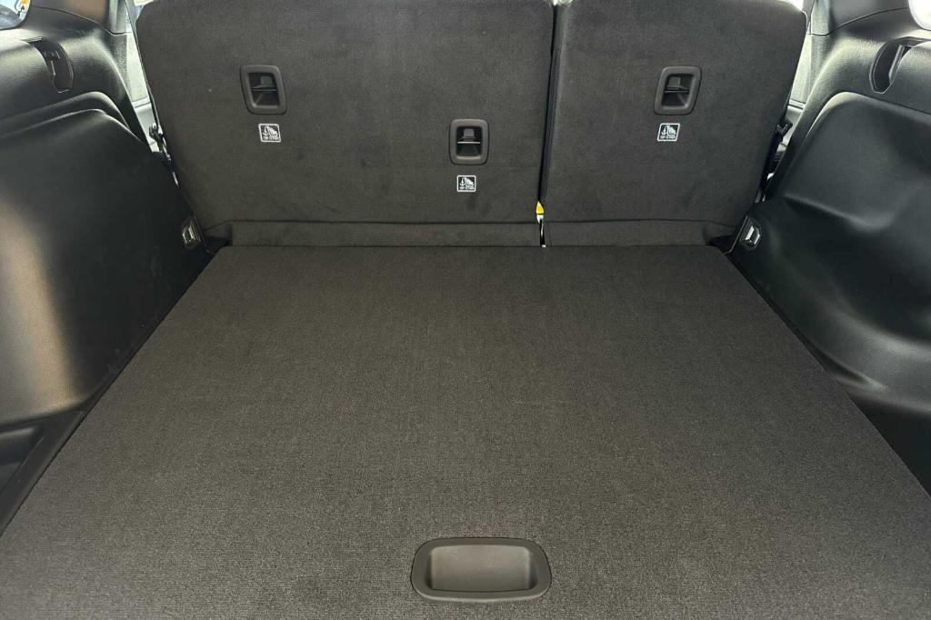 new 2026 Jeep Grand Cherokee car, priced at $45,080