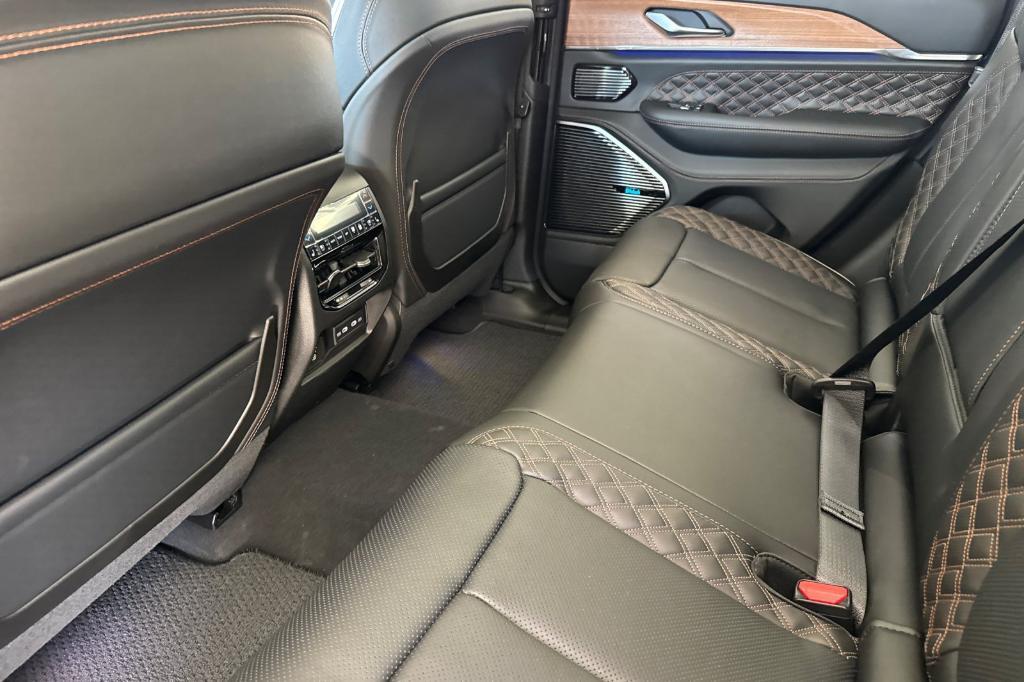 new 2026 Jeep Grand Cherokee car, priced at $65,780