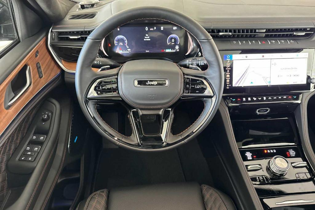 new 2026 Jeep Grand Cherokee car, priced at $65,780