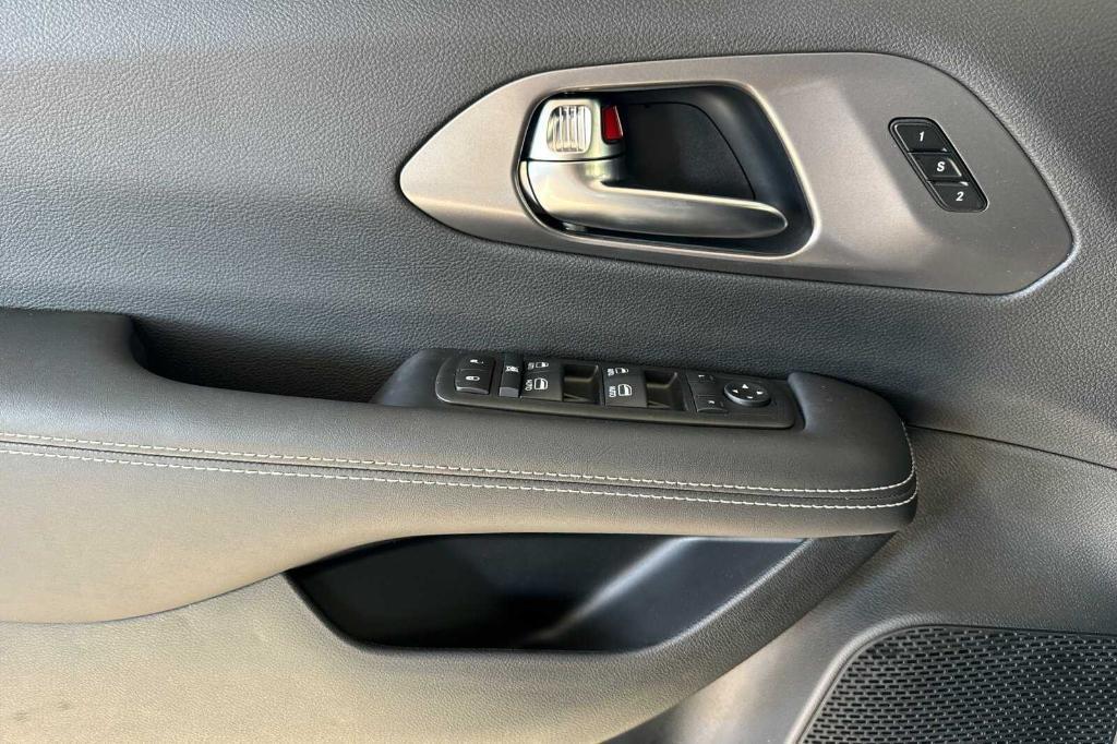 new 2026 Chrysler Pacifica car, priced at $45,640