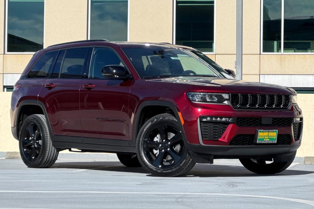new 2026 Jeep Grand Cherokee car, priced at $49,985