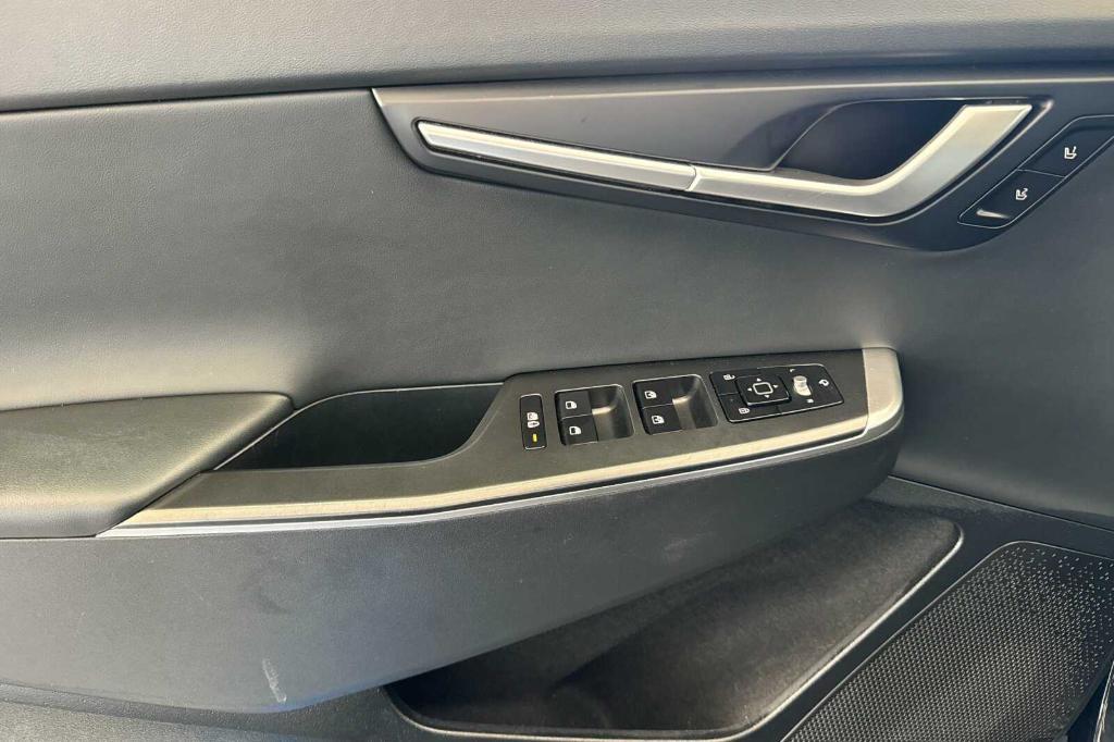 used 2022 Kia EV6 car, priced at $18,500