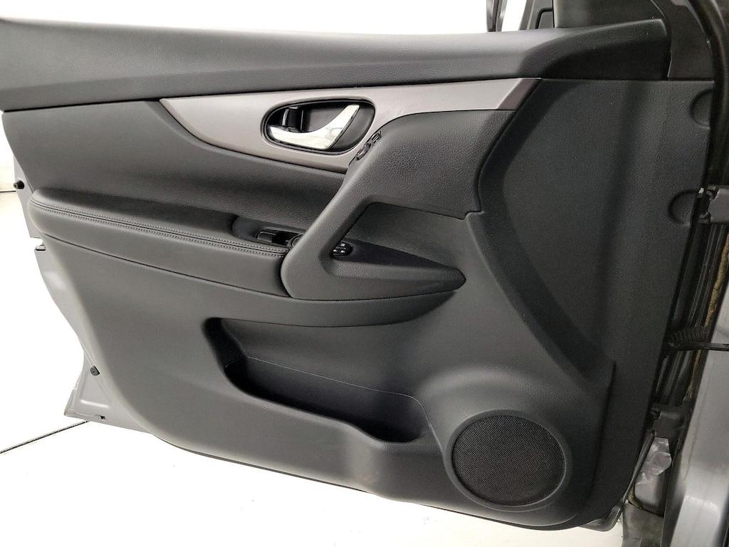 used 2015 Nissan Rogue car, priced at $14,998