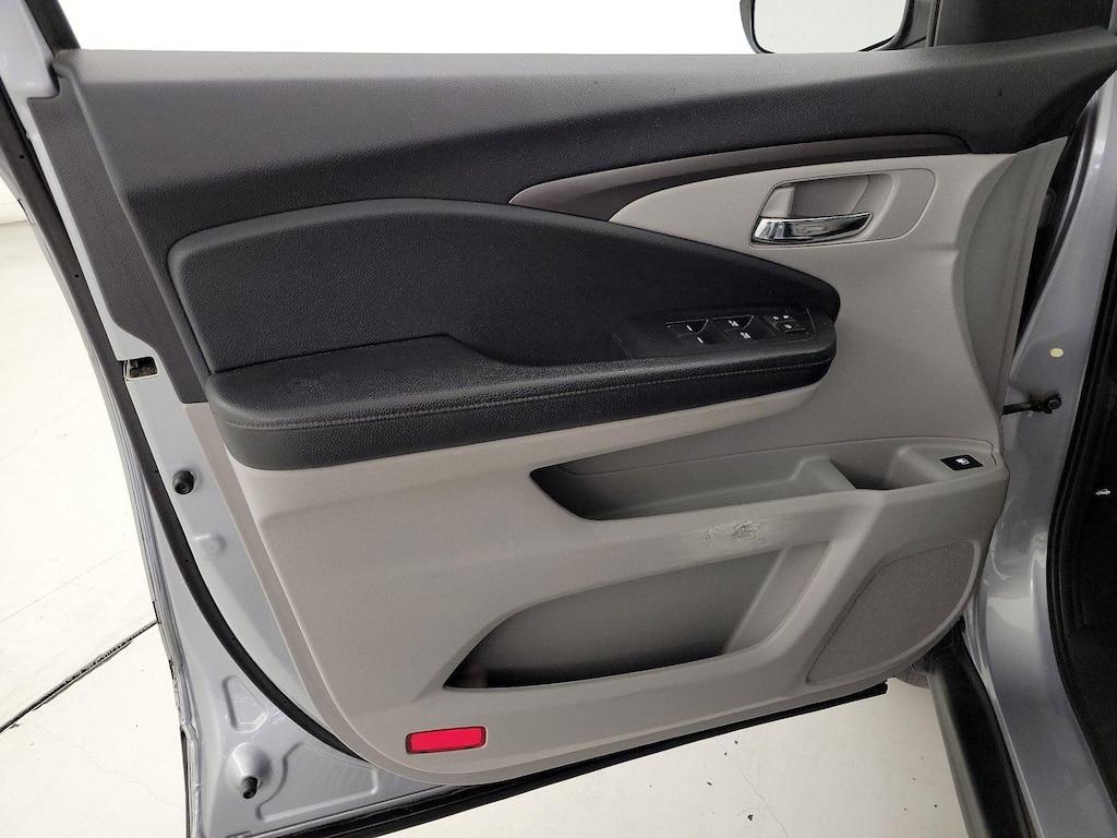 used 2019 Honda Pilot car, priced at $18,998