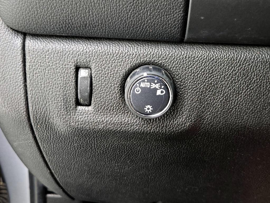 used 2022 Chevrolet Colorado car, priced at $23,998