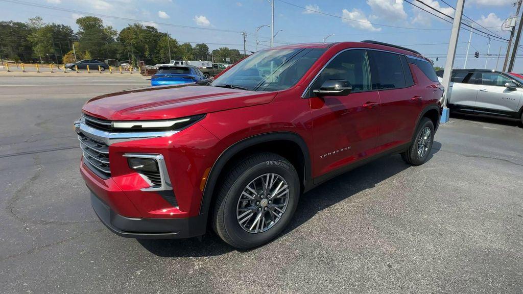 new 2026 Chevrolet Traverse car, priced at $40,400