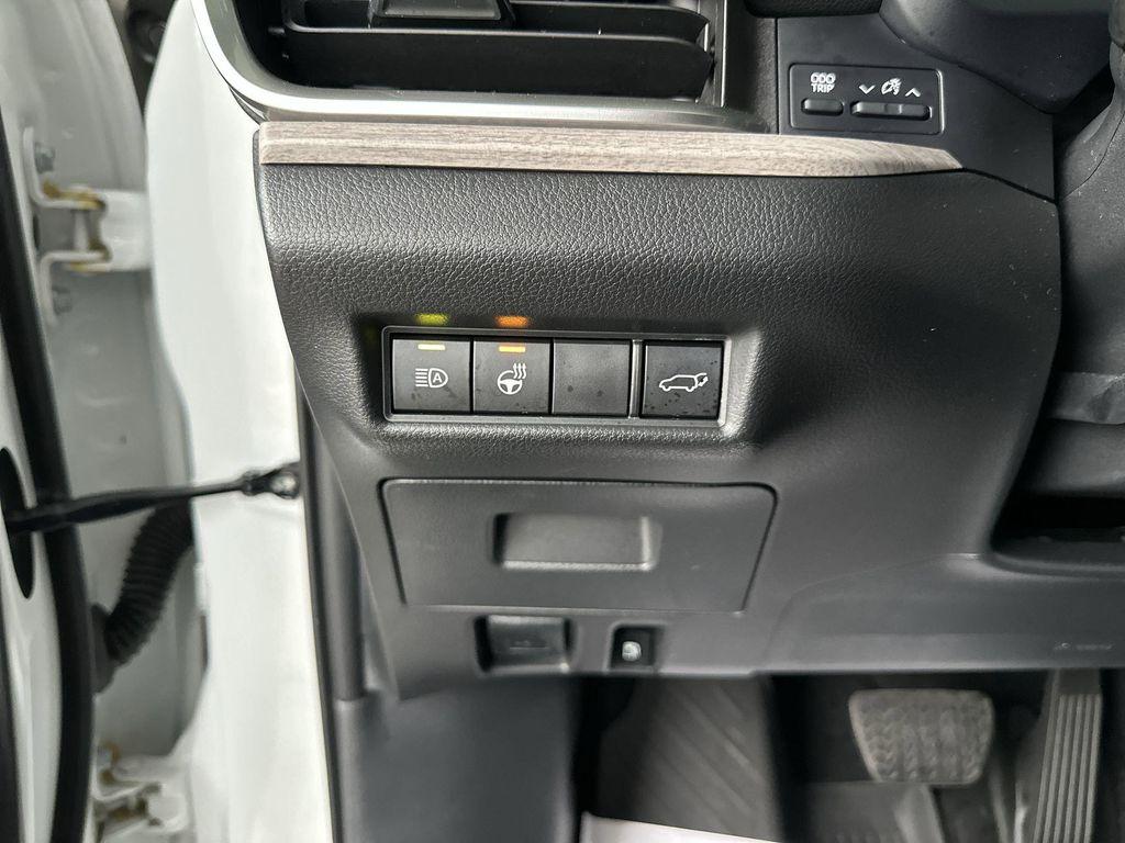 used 2024 Toyota Grand Highlander car, priced at $44,860