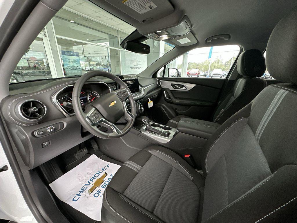 new 2026 Chevrolet Blazer car, priced at $34,622